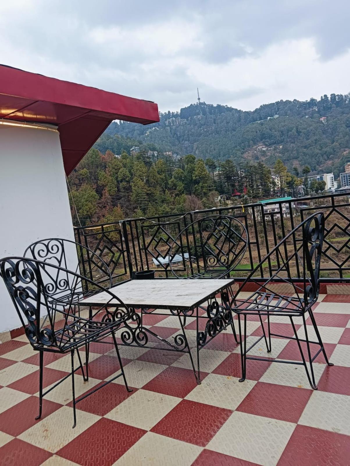 B&B Aston Shimla Hill'S Exterior photo